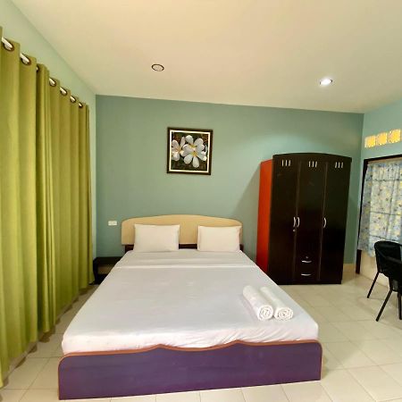 Pachumas Hotel Karon Ngoại thất bức ảnh